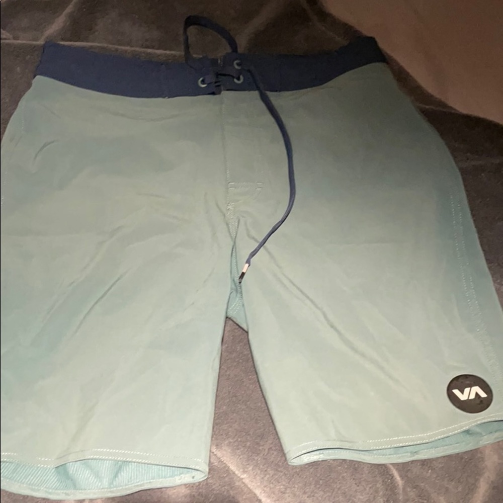 mens rvca boardshorts
